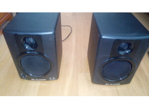 M-Audio AV 40 (37990)