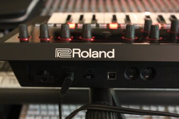 Roland JD-Xi Roland JD-Xi