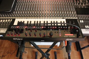 Roland JD-Xi Roland JD-Xi