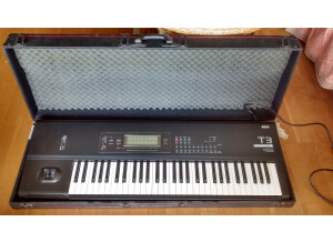 Korg T3 (16805)