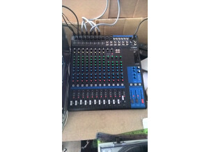 Mackie ProFX12 (41782)