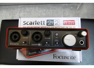 Focusrite Scarlett 2i2 (46330)