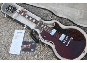 Gibson Les Paul Classic Custom 2011 - Wine Red (99749)