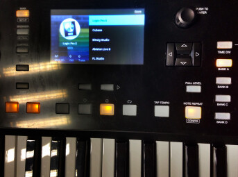 Akai Advance 49 Akai Advance 49