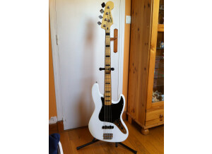 Squier Vintage Modified Jazz Bass '70s (7084)
