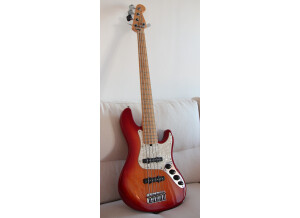 Fender American Deluxe Jazz Bass V - Sunburst Rosewood