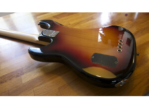 Fender American Deluxe Precision Bass Ash - Tobacco Sunburst Rosewood