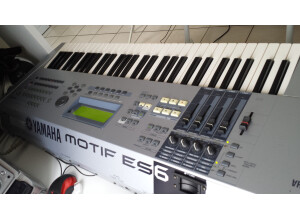Yamaha MOTIF ES6 (84109)