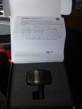 AKG D 12 VR