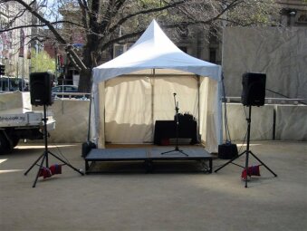 Placer ses enceintes pour un concert en plein air Placer ses enceintes pour un concert en plein air