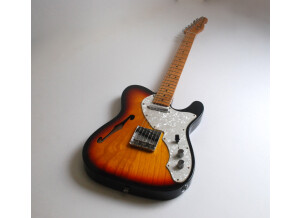 Fender Classic '69 Telecaster Thinline - 3-Color Sunburst