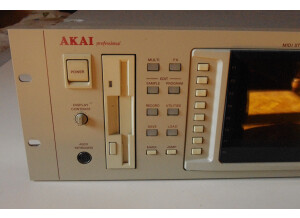 Akai S5000 (83377)