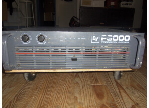 Electro-Voice P3000 (3361)
