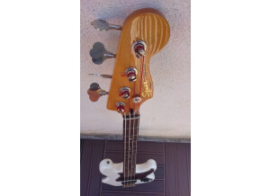Squier Classic Vibe Jazz Bass '60s (63024)