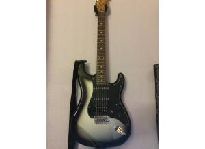 Fender Modern Player Stratocaster HSS (30538)