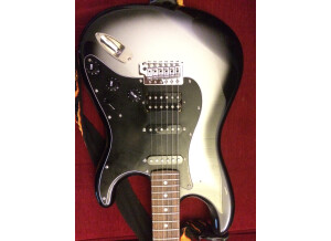 Fender Modern Player Stratocaster HSS (48205)