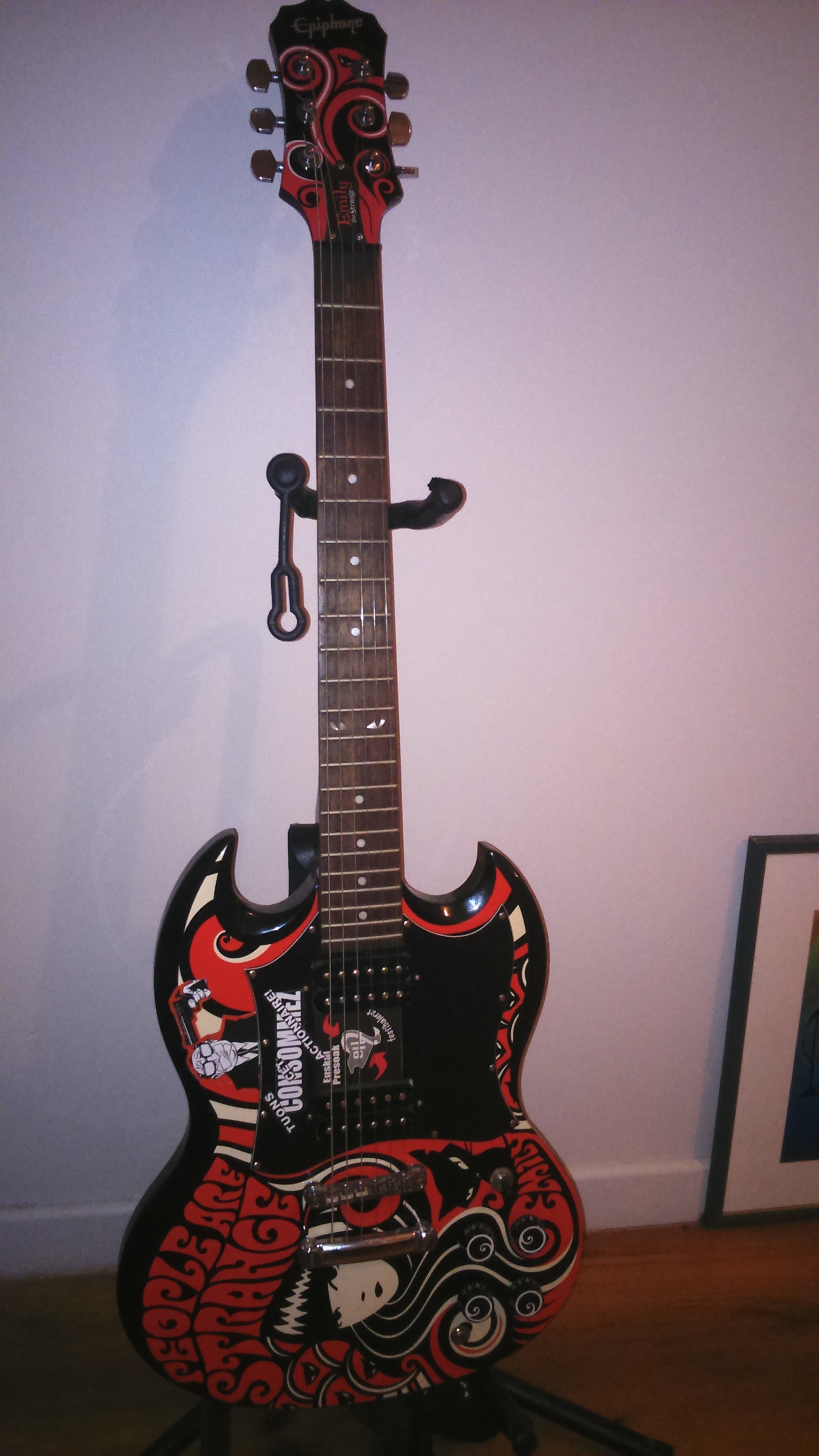 Epiphone Emily the Strange G-310