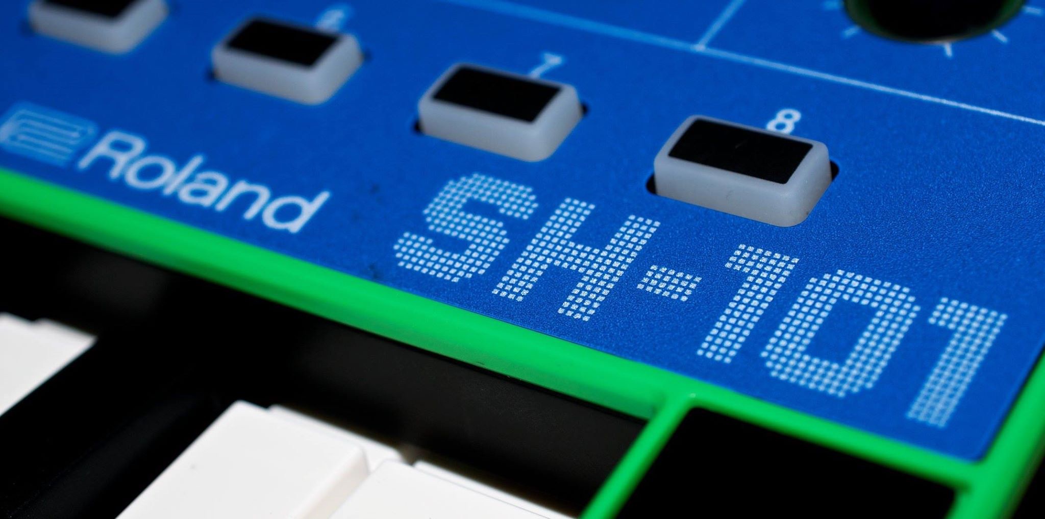Roland SH-101 Plug-Out