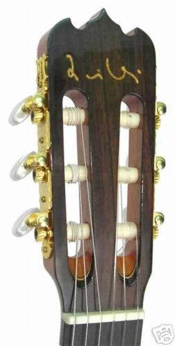 Gallato Giralda Signature Bernard Lavilliers