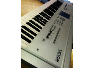 Korg Triton 61 (74007)