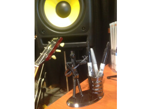 Pens never looked so cool :)