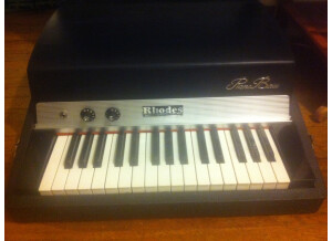 Rhodes PianoBass (27571)