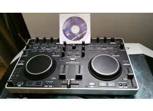 Denon DJ DN-MC2000 (62501)