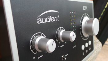 Audient iD14 Audient iD14