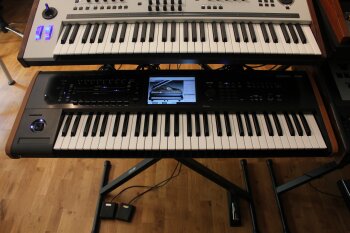 Korg Kronos 2 Korg Kronos 2