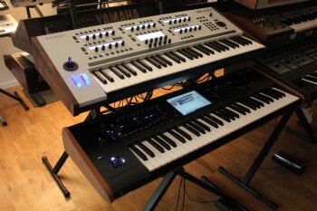 Korg Kronos 2 Korg Kronos 2