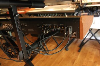 Korg Kronos 2 Korg Kronos 2