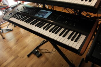 Korg Kronos 2 Korg Kronos 2