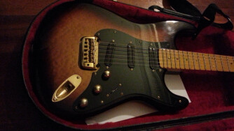 Fenix by Young Chang super strat HHH