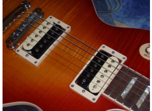 Gibson Les Paul Classic Plus 2011 '60s Slim Taper Neck - Heritage Cherry Sunburst (48678)