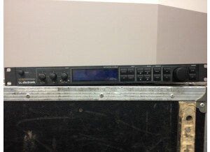 TC Electronic M-One (9185)