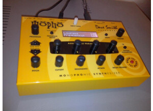 Dave Smith Instruments Mopho (80431)