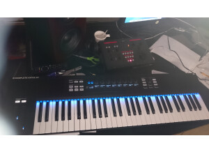 Native Instruments Komplete Kontrol S61 (90399)