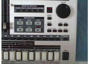 Roland MC-808 (15737)