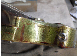 Guitare steampunk par bolino custom