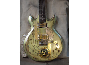 Guitare steampunk par bolino custom