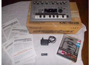 Roland MC-303 (85320)