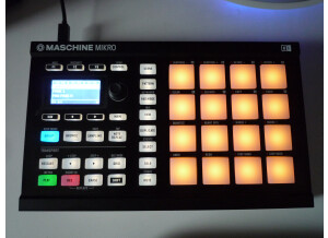 Native Instruments Maschine Mikro MKII (78068)