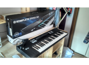 Native Instruments Komplete Kontrol S49 (16067)