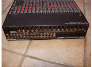 Mackie CR1604 (44770)