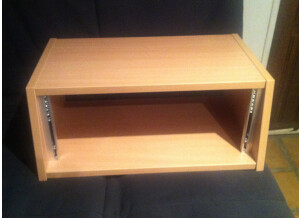 Thon Studio Desktop Rack 4U Noir (24789)