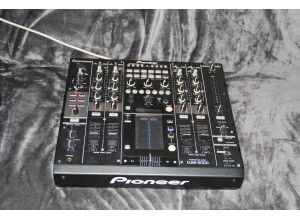 Pioneer DJM-2000 (82723)