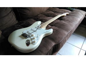 Squier Deluxe Stratocaster (64227)