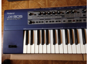 Roland JX-305 (38014)