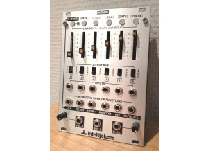 Intellijel Designs Mutamix (23093)