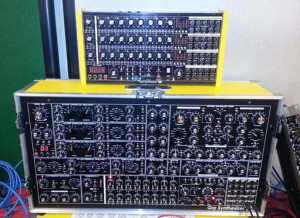 Grp Synthesizer R24